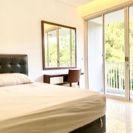 Imah Dago Villa - Budget Staycation Villa In 万隆 外观 照片